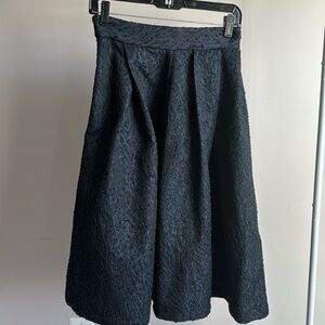 H&M skirt. Size 6.